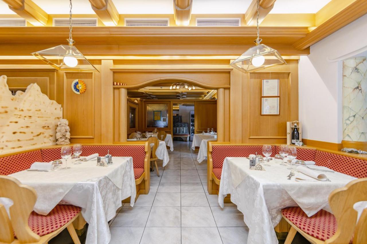 Hotel Ramon Кампітелло-ді-Фасса Екстер'єр фото