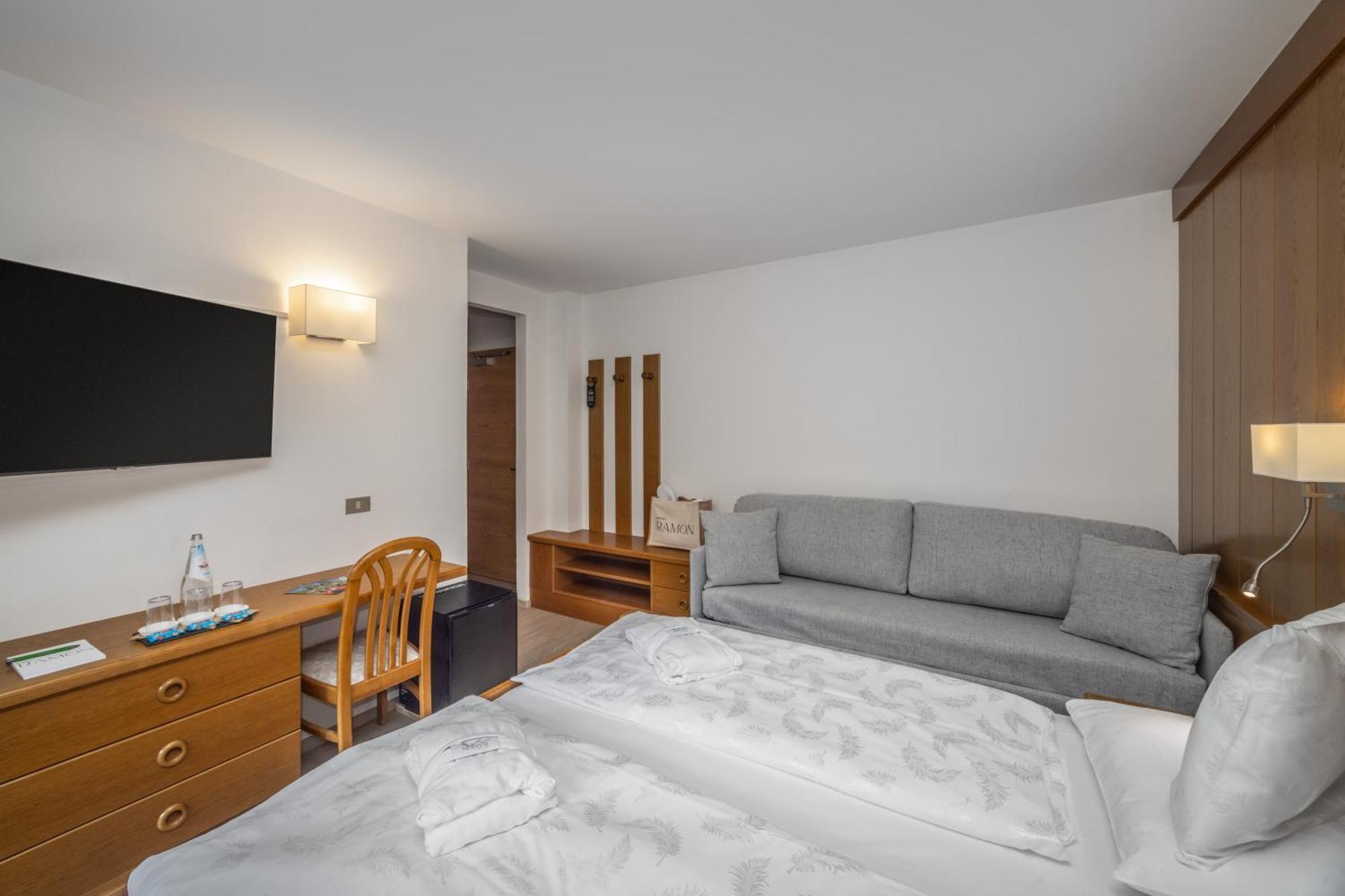 Hotel Ramon Кампітелло-ді-Фасса Екстер'єр фото