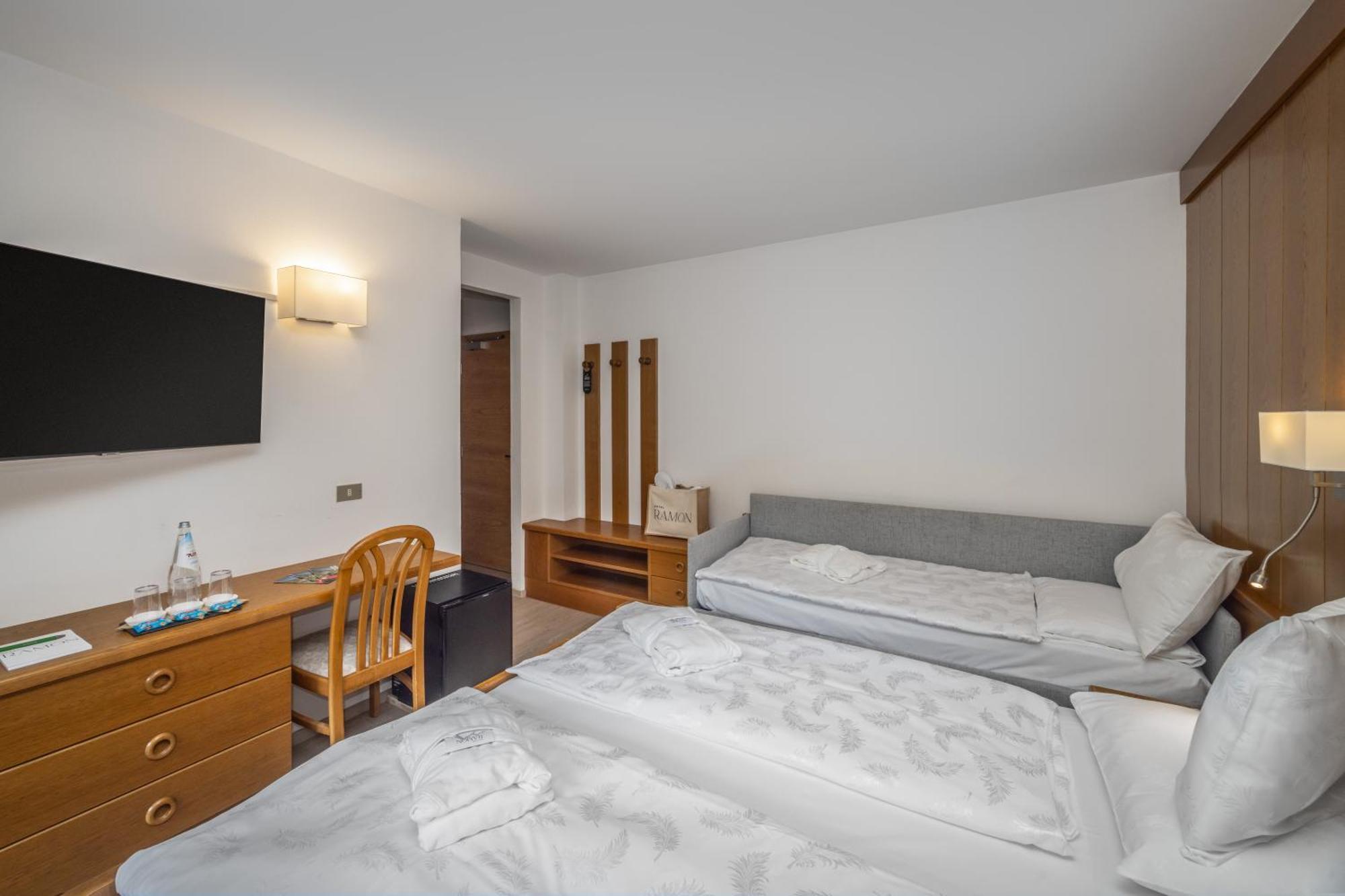 Hotel Ramon Кампітелло-ді-Фасса Екстер'єр фото