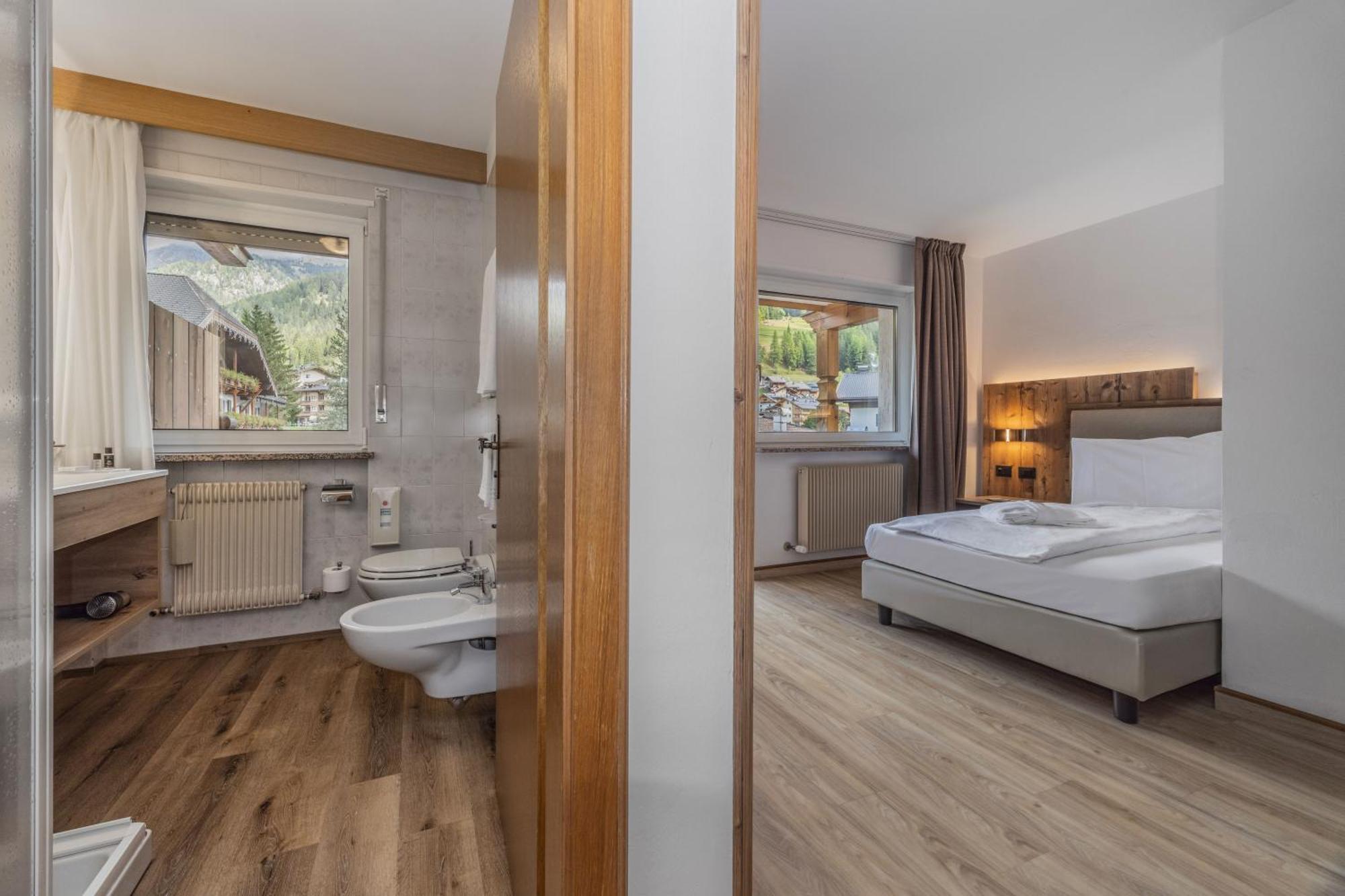 Hotel Ramon Кампітелло-ді-Фасса Екстер'єр фото