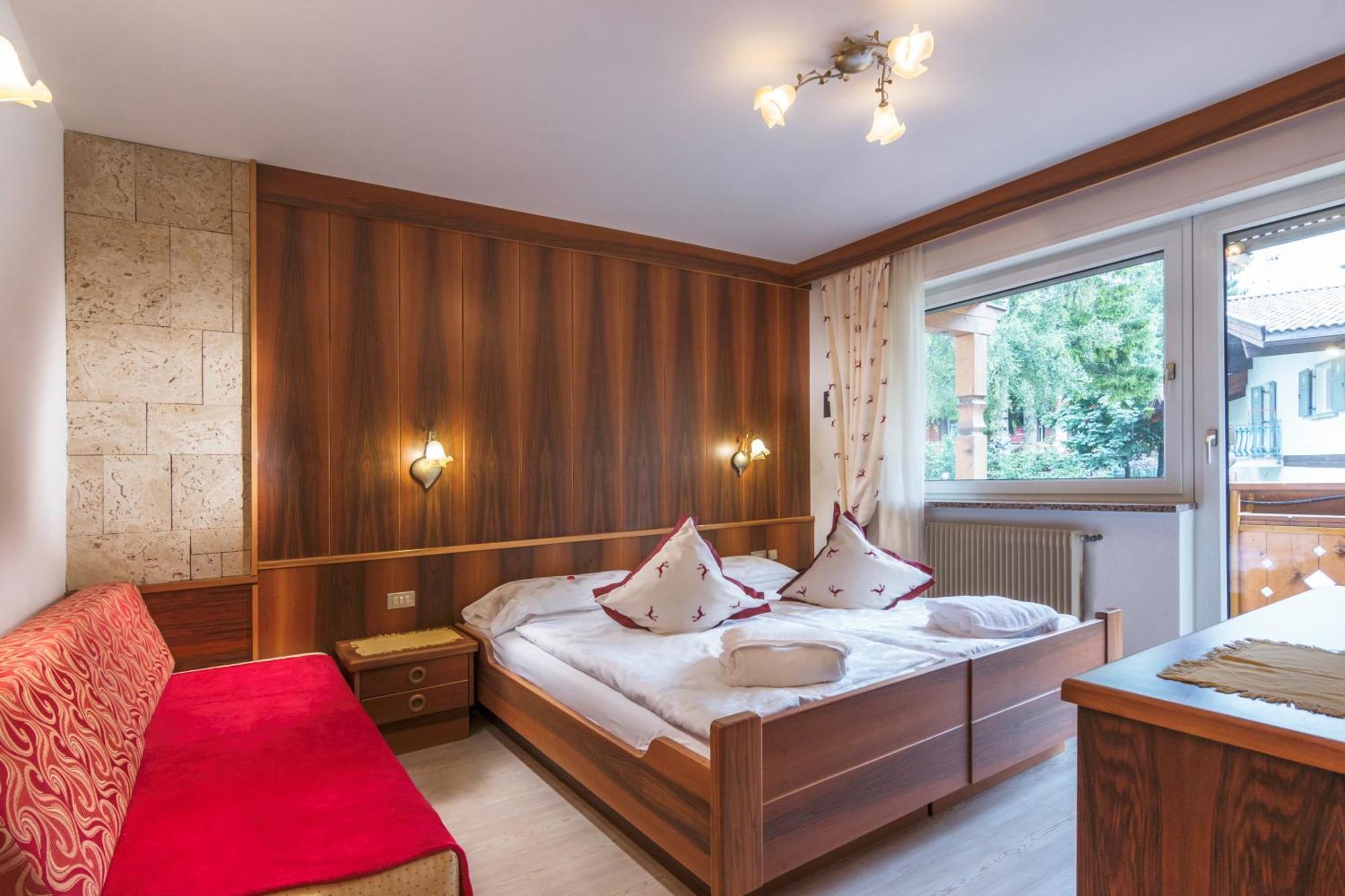 Hotel Ramon Кампітелло-ді-Фасса Екстер'єр фото